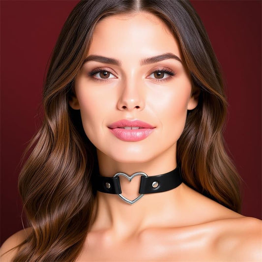 Collar with Heart Choker Stile Vegan Lether One Size